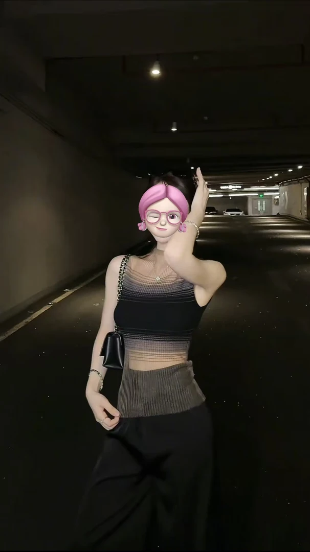 “坠入梦境”设计感INS风撞色毛织百搭上衣网红酷飒风女装高级感