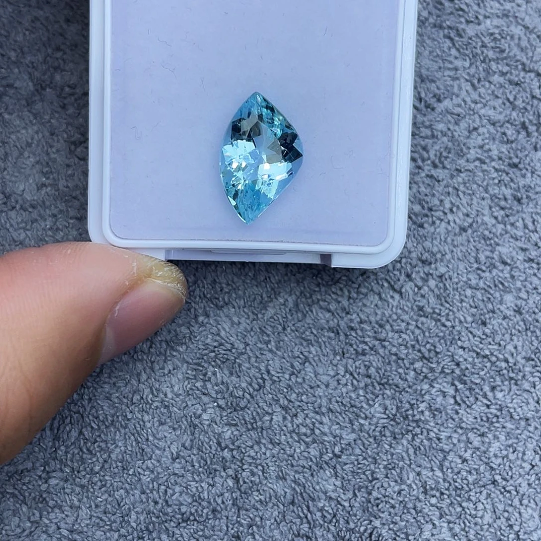 海蓝宝石裸石4.609Ct