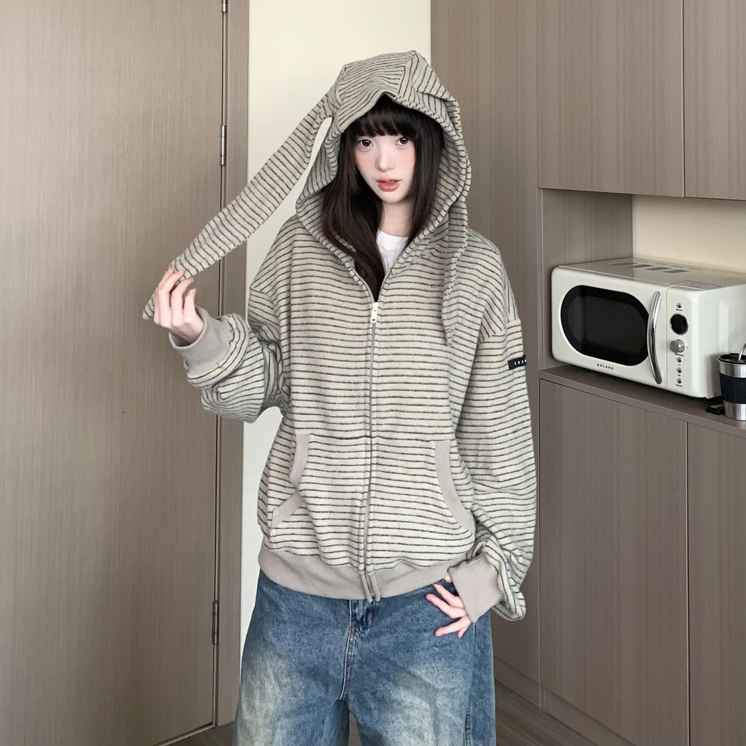 TOM潮 秋季新款氛围感学院风耳朵条纹连帽卫衣外套女百搭出街潮