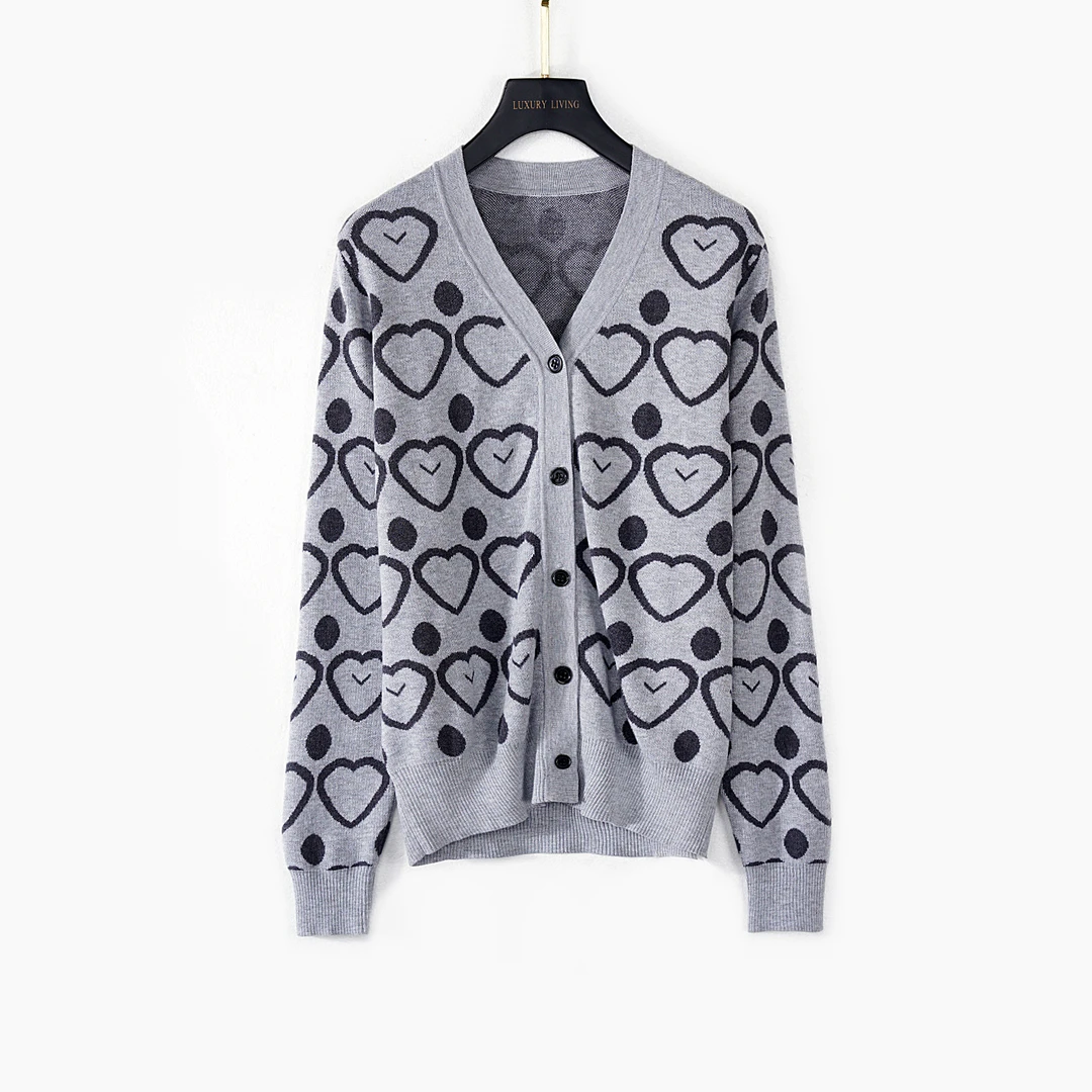 【春季新款】CD378灰色设计感韩版时尚气质爱心减龄百搭针织开衫