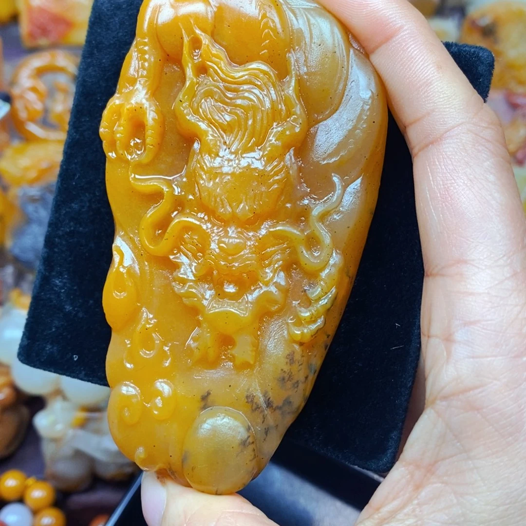 未镶嵌石英质玉（黄龙玉）吊坠(不含链)
