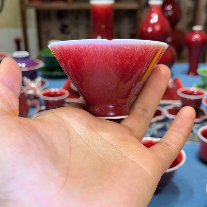 景德镇陶瓷花口斗笠杯