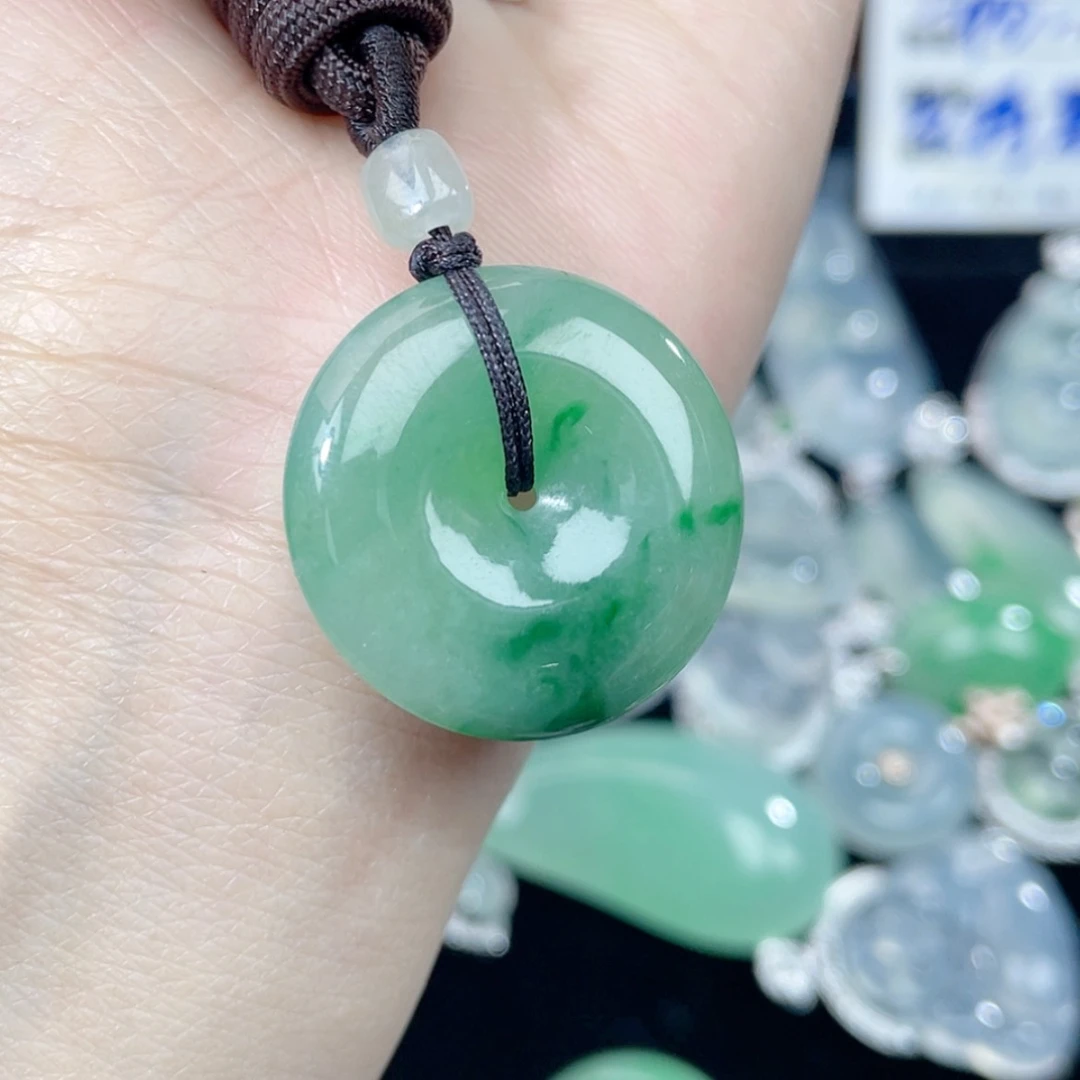 【闪购商品】翡翠颈饰未镶嵌翡翠