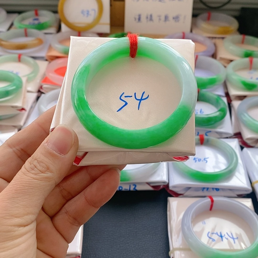 翡翠手镯未镶嵌12号
