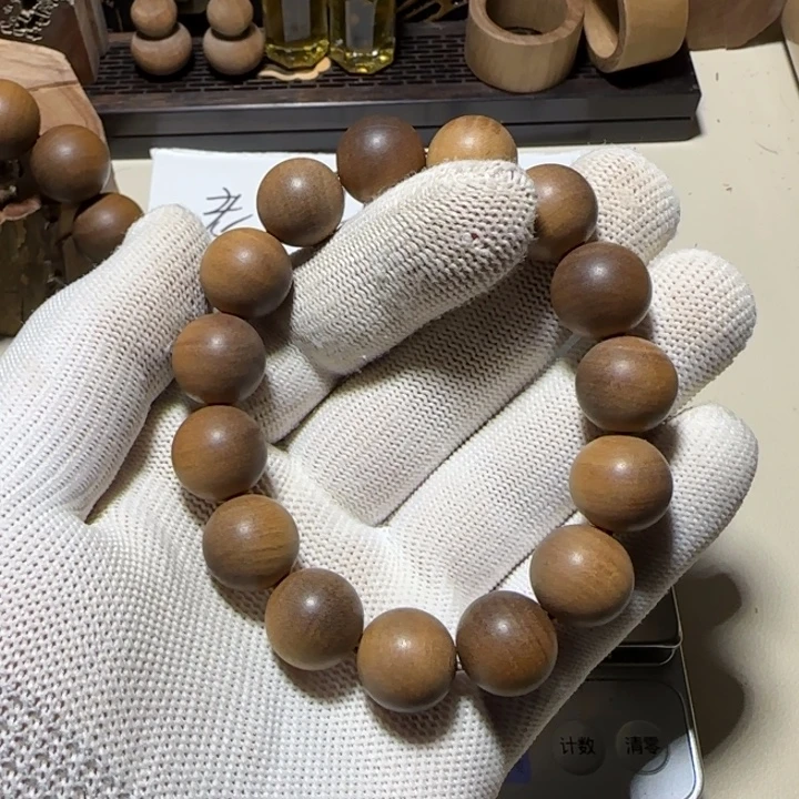 老山檀香1.5黑肉横纹淡雅奶甜凉枯枝料