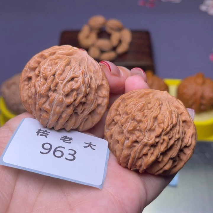 文玩核桃把件四座楼42.963