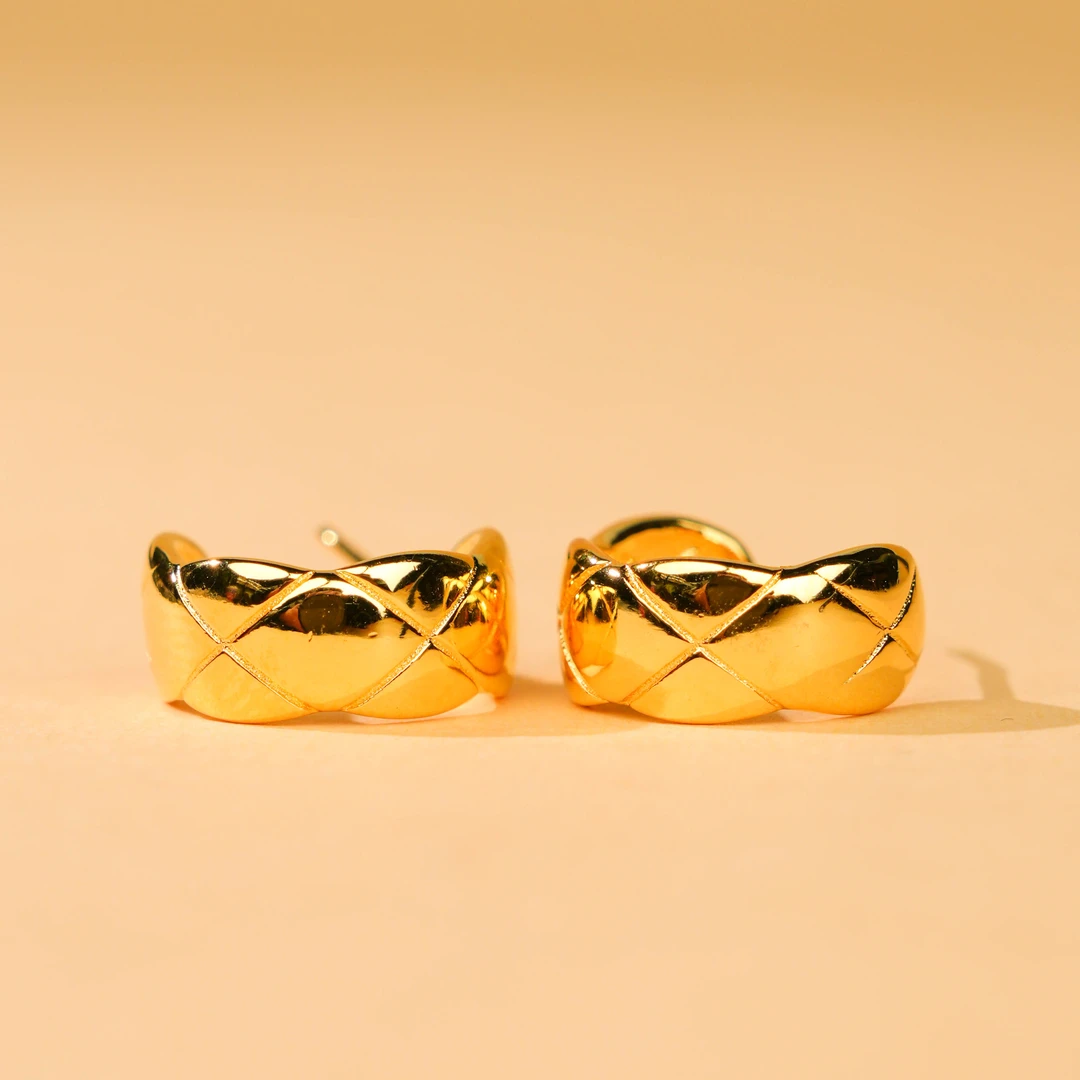 足银耳饰 足银耳饰【玖福来】足银香款菱格耳扣金色时尚