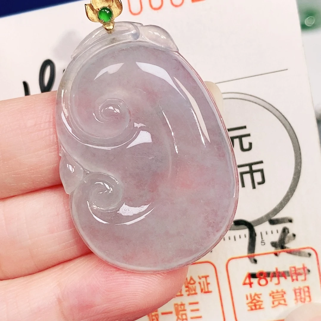 颈饰18K金镶嵌翡翠