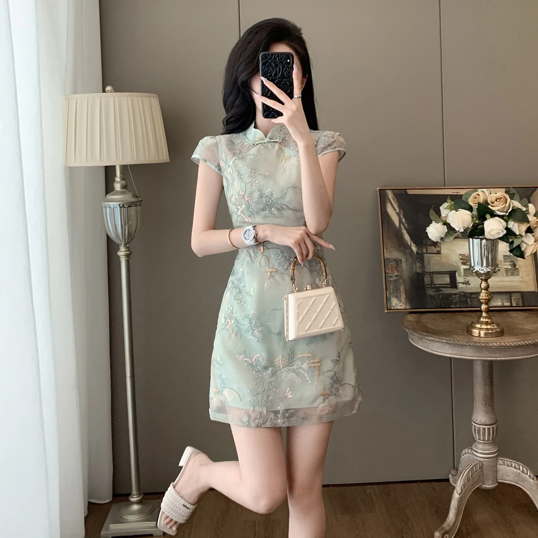 国风改良新中式刺绣旗袍裙子女夏季新款气质优雅高级感碎花A字裙