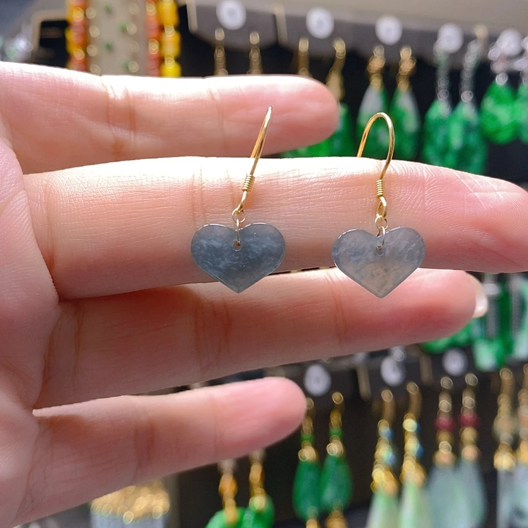 未镶嵌翡翠耳饰翡翠