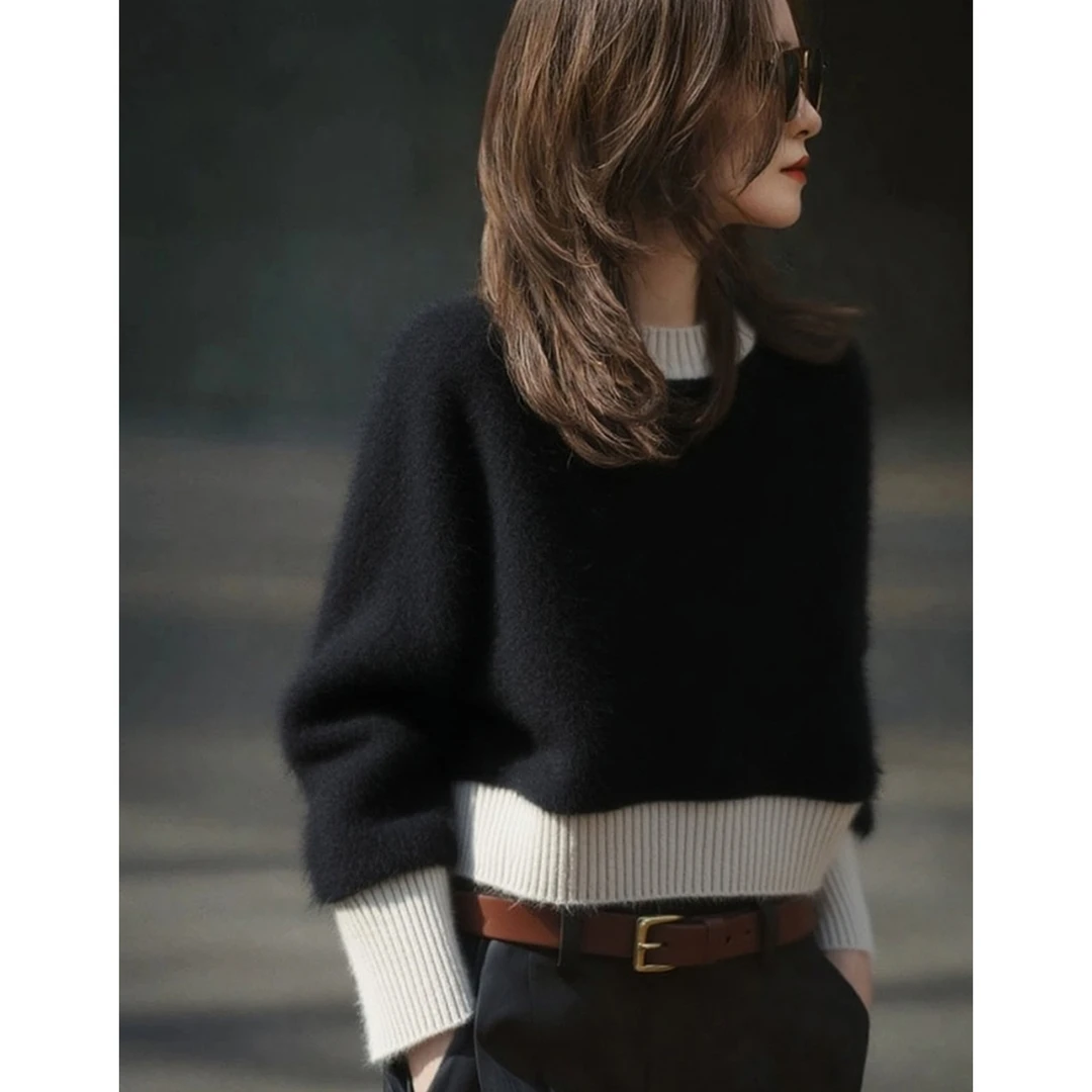秋季极简高级感气质针织上衣韩系宽松慵懒风短款黑色拼接撞色毛衣