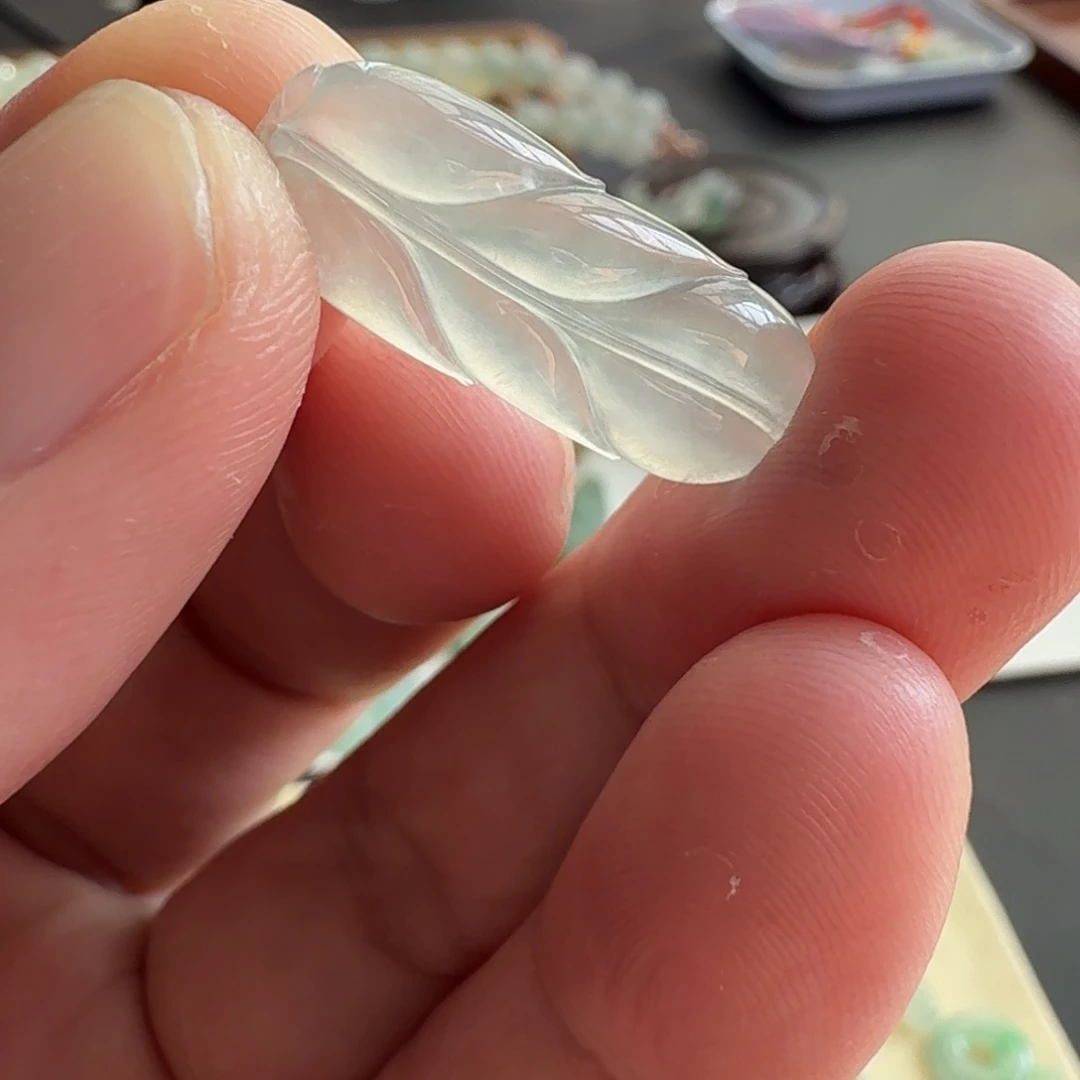 定制翡翠未镶嵌叶子