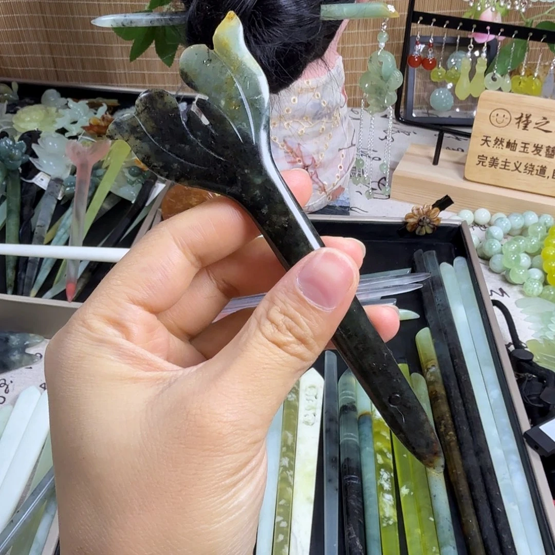 蛇纹石玉未镶嵌发饰