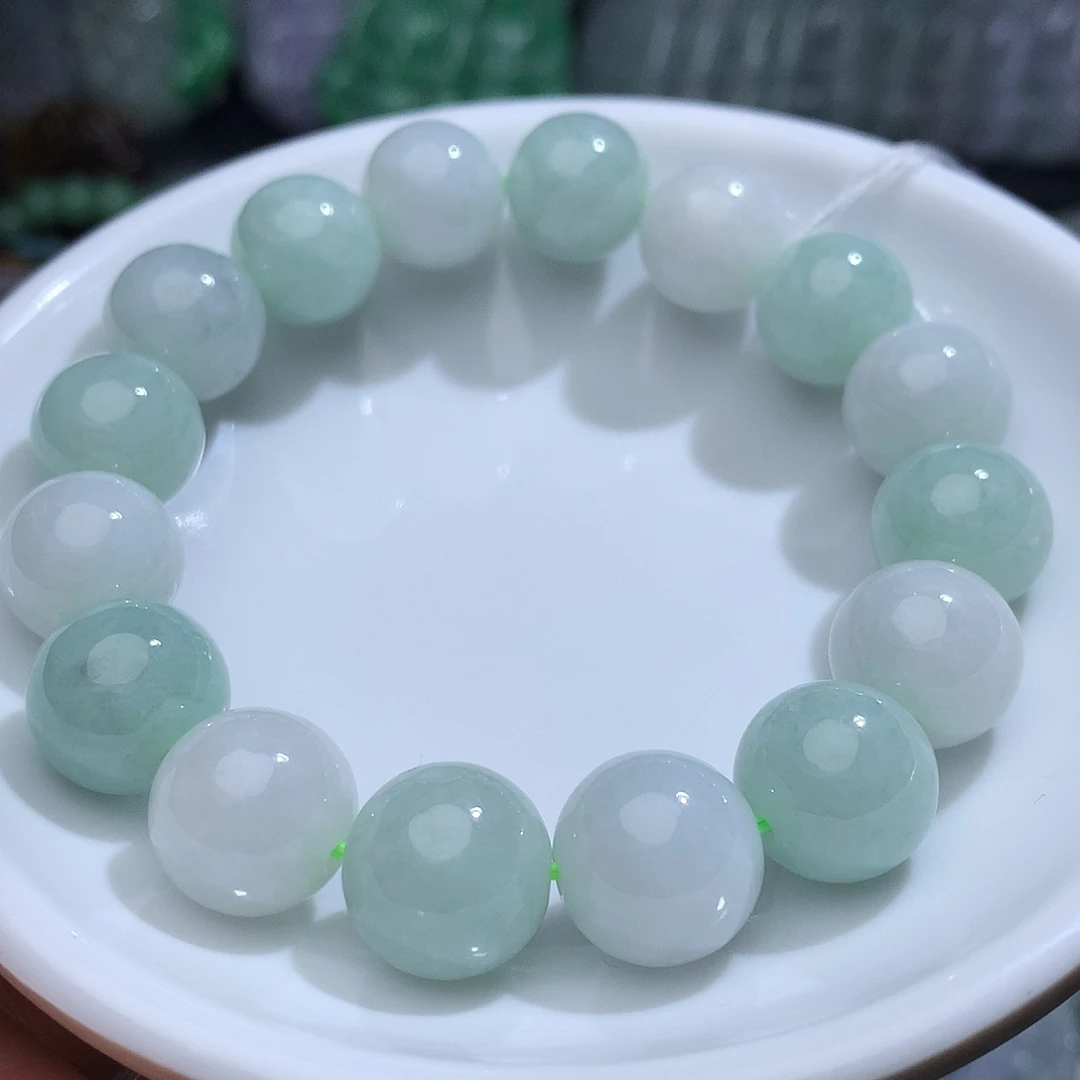 翡翠未镶嵌颈饰34