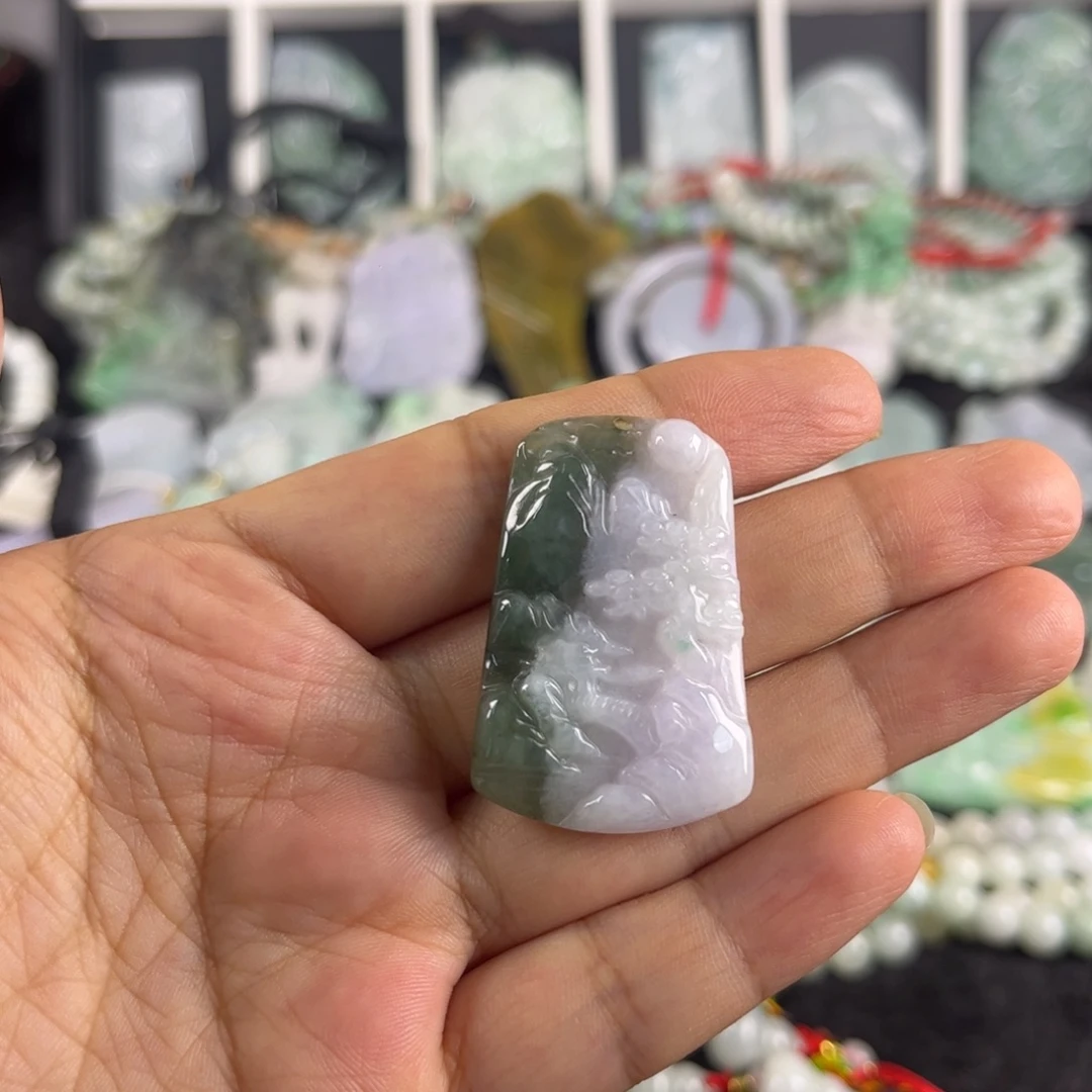 吊坠(不含链)未镶嵌翡翠