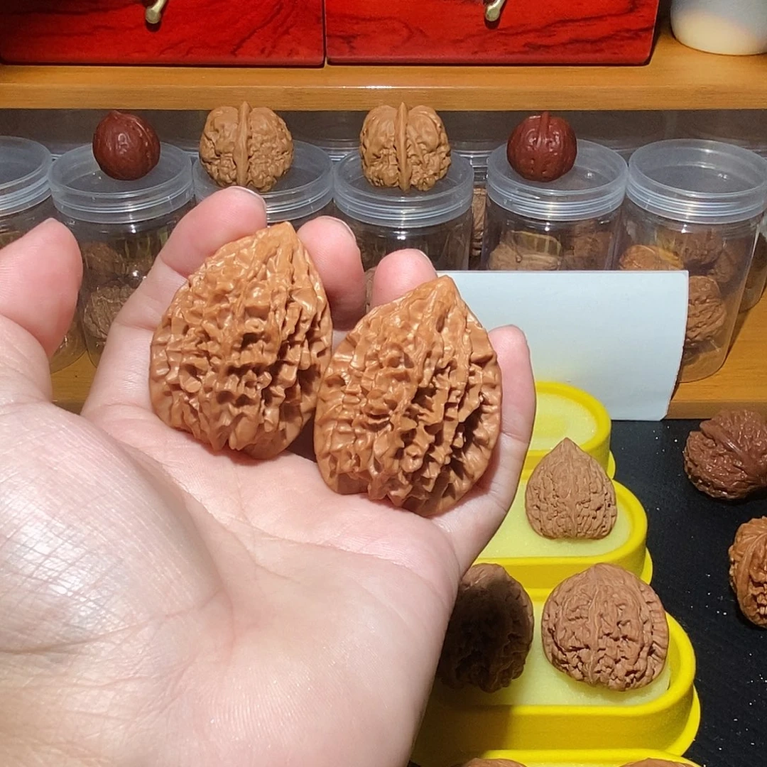H***_吊坠文玩核桃招财鼠