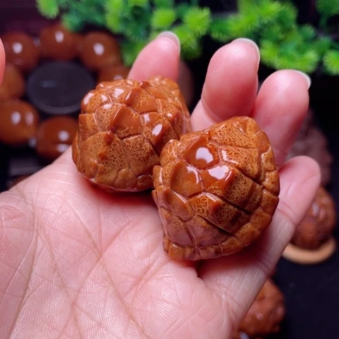 【闪购商品】手串/手链橄榄核龙脊富甲手球