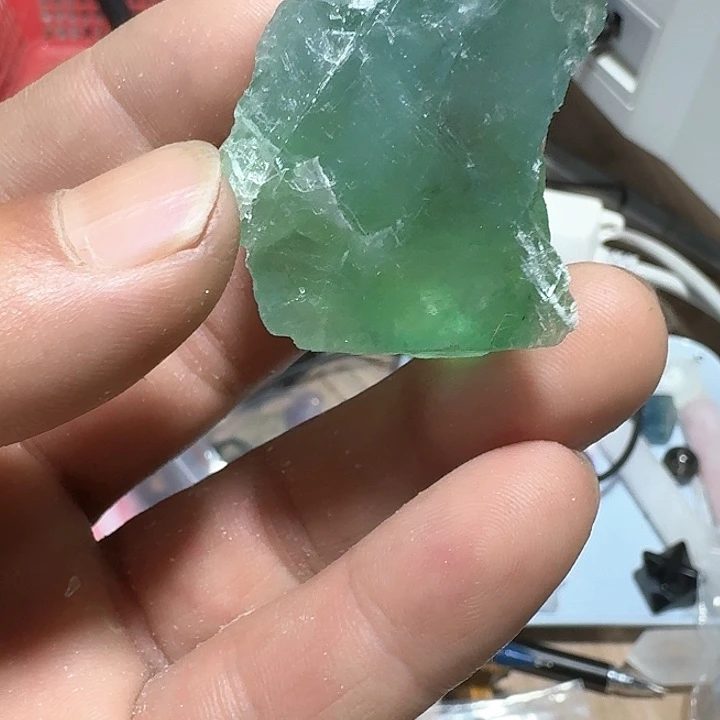 水晶未镶嵌水晶故****吗水晶