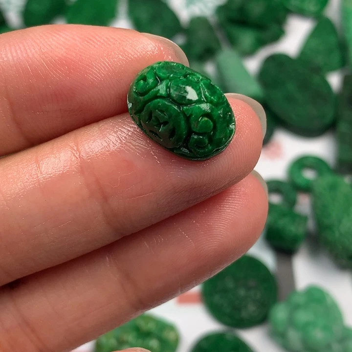 未镶嵌定制翡翠翡翠