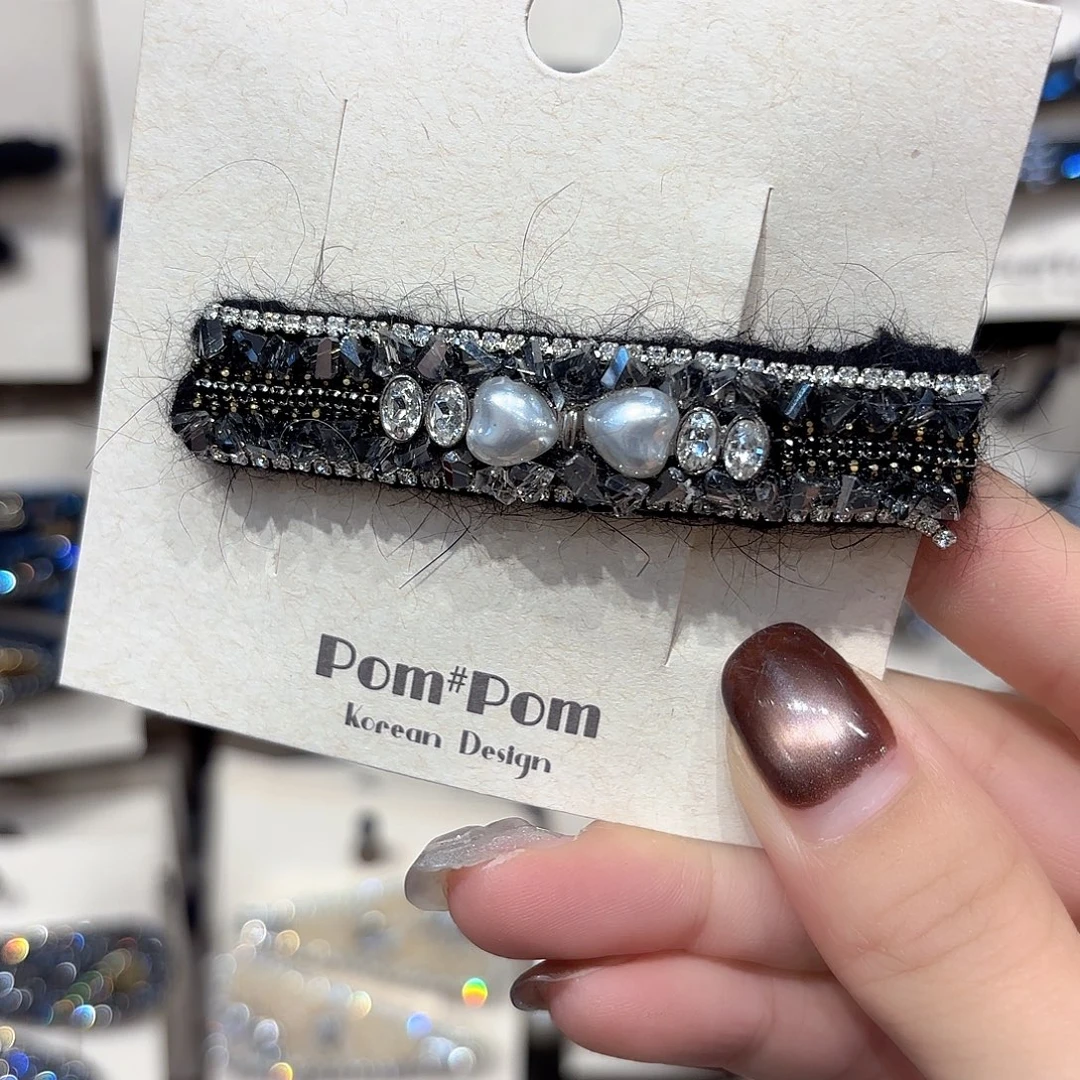 布艺铁合金深灰蝴蝶结拜拜一个