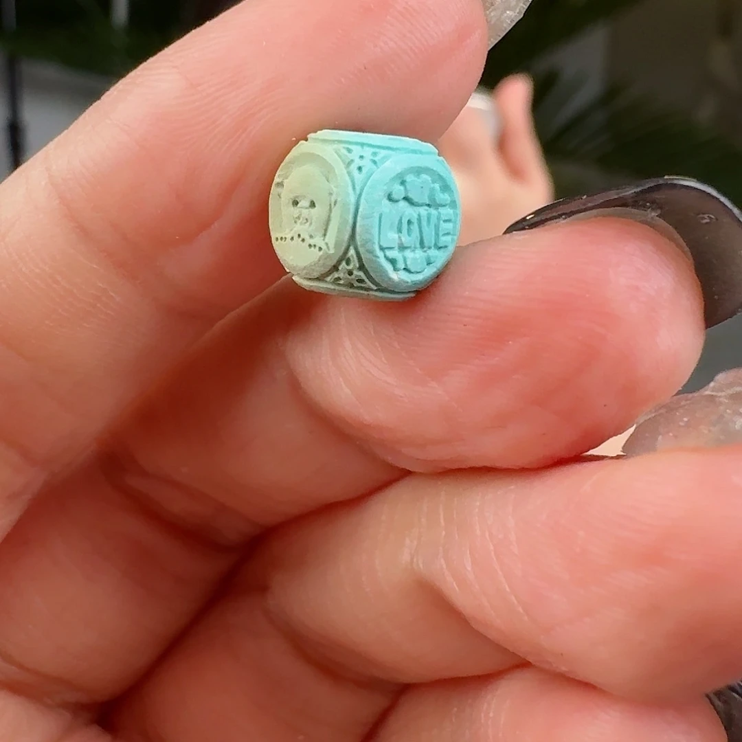 绿松石珠宝奇石未镶嵌