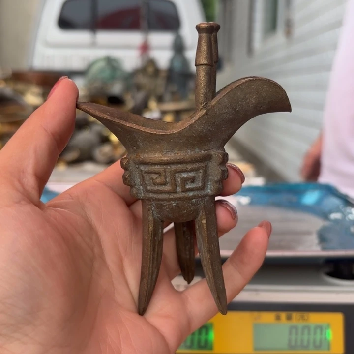 766 铜器物品理性消费