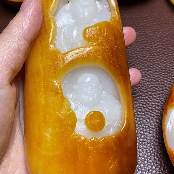 程***鹏和田玉未镶嵌颈饰