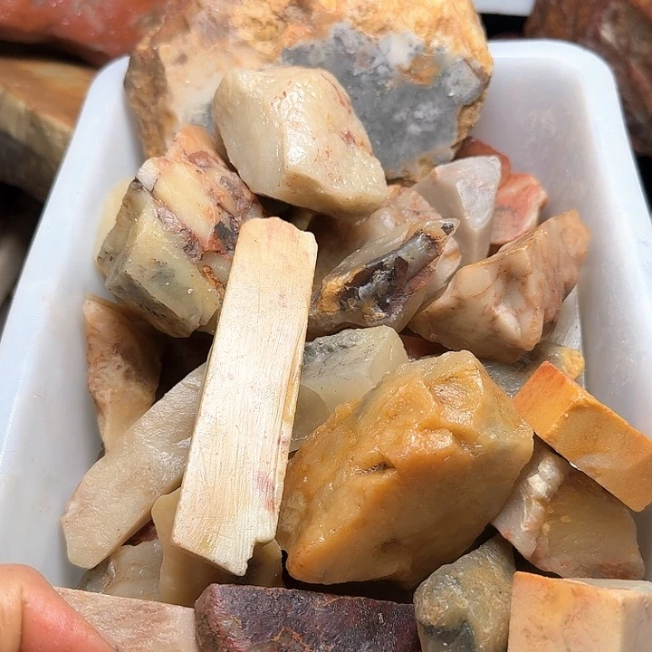 寿山石严*寿山石的颜色