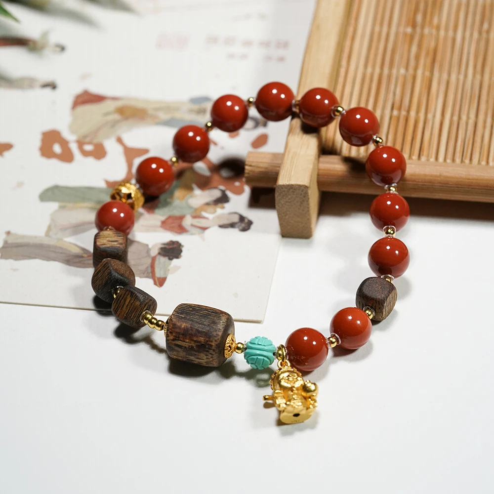 沉香海南绿奇楠沉香南红财爷爷提溜方块珠8MM单圈手串 Q3