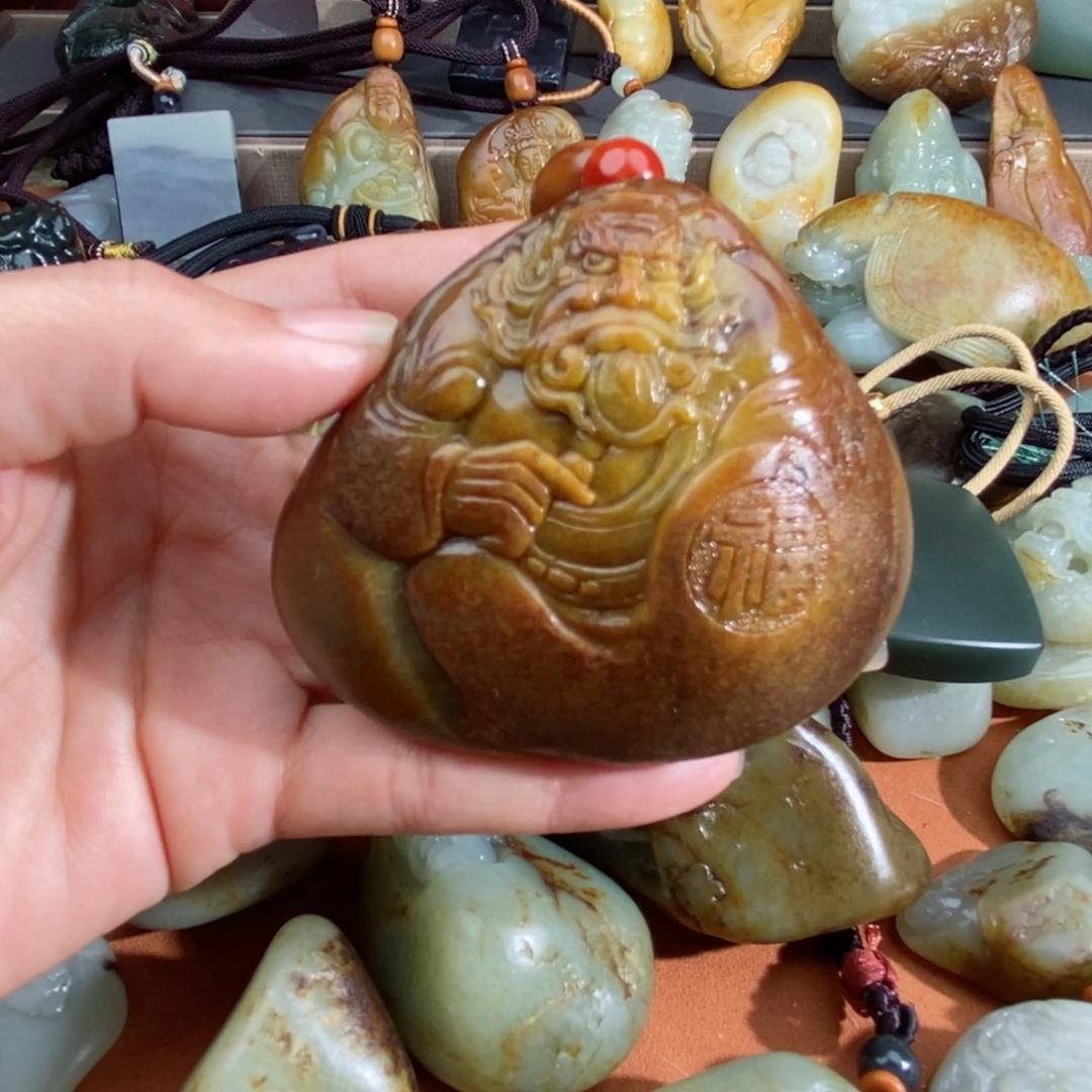 开***乐和田玉未镶嵌颈饰