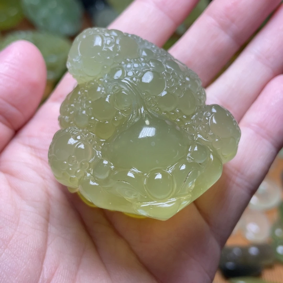 蛇纹石玉未镶嵌手把件