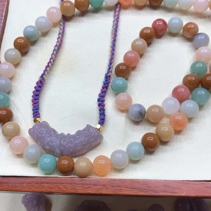 石英质玉颈饰足铂镶嵌鸡***E