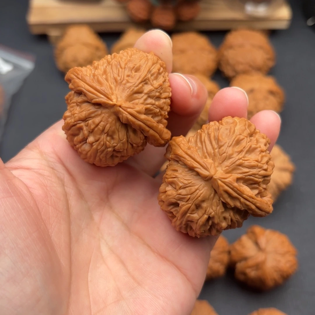 文玩核桃把件球白42