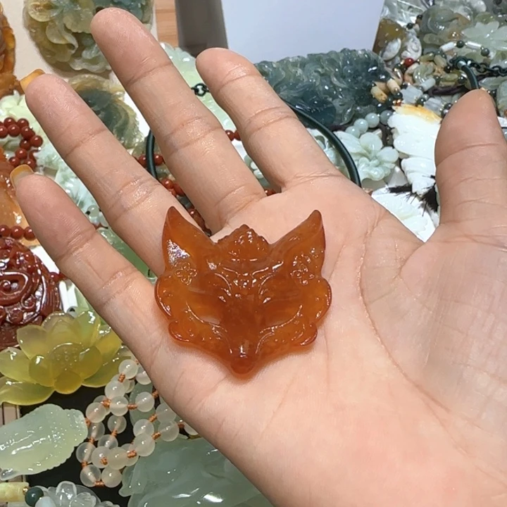 蛇纹石玉未镶嵌吊坠鹿*
