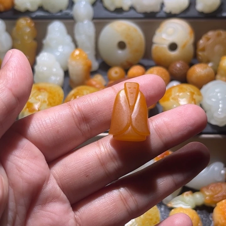 书***舍颈饰未镶嵌和田玉