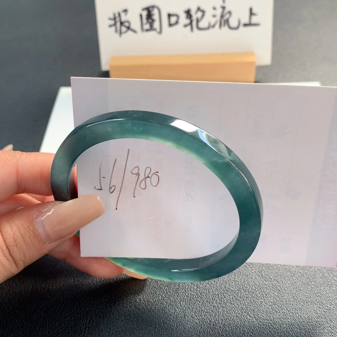 翡翠未镶嵌手镯天然翡翠