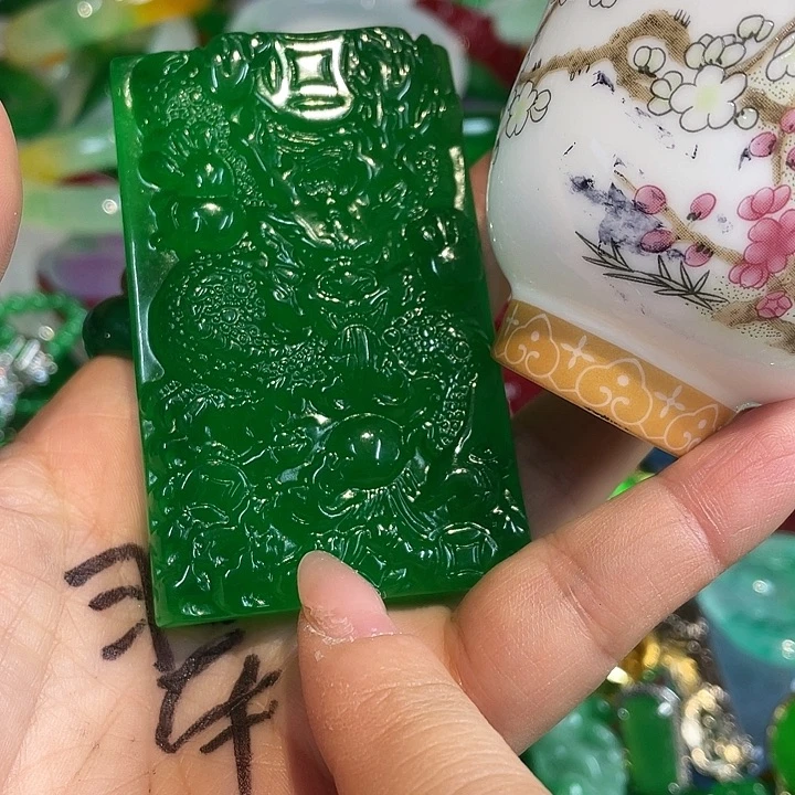 瓷片喜欢的朋友可以关注一下
