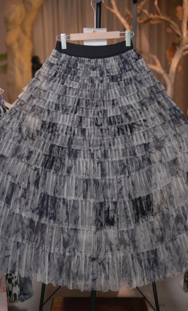 Q9818 夏日风情2025夏季新款气质显瘦小众半身裙