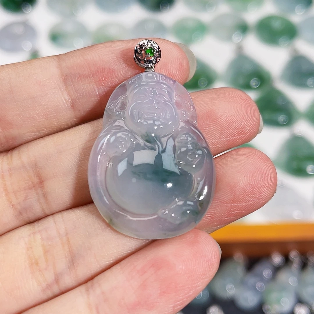 颈饰18K金镶嵌翡翠吊坠