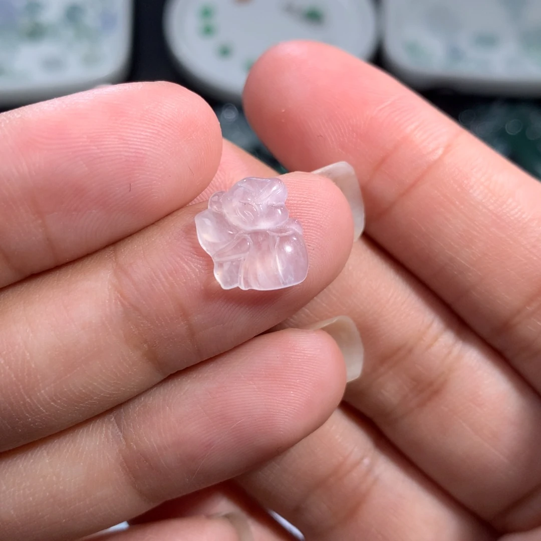 翡翠裸石未镶嵌冰种小仙子