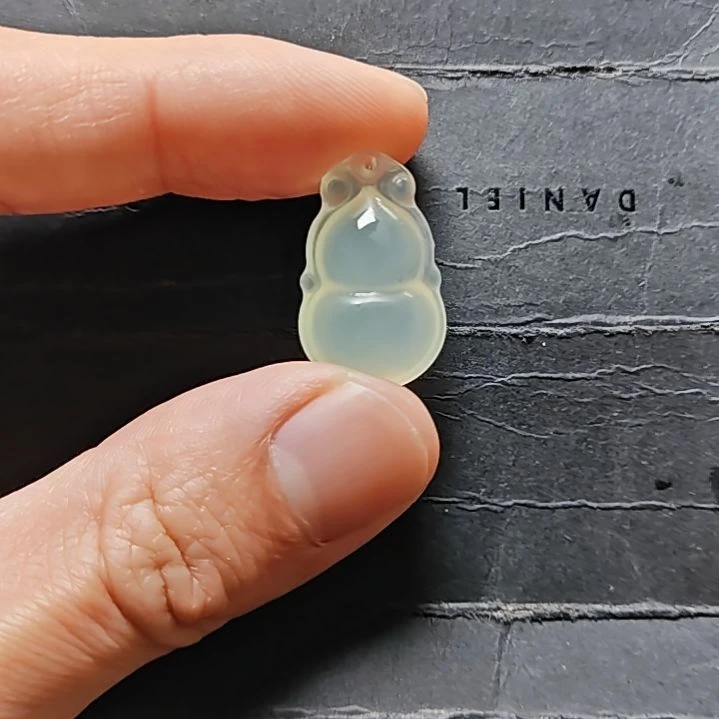 蛇纹石玉合金颈饰