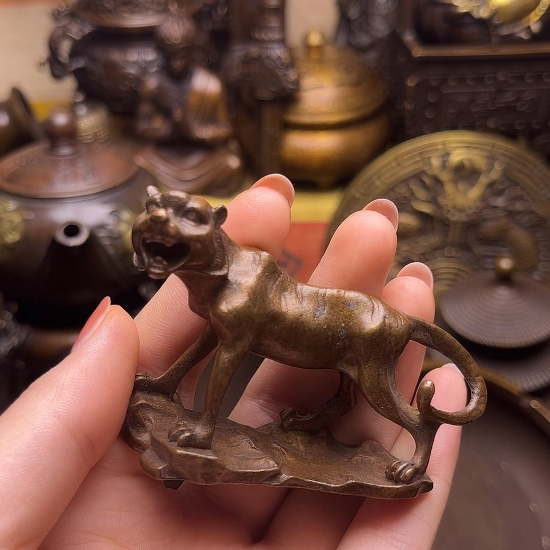 精美铜器点击下单