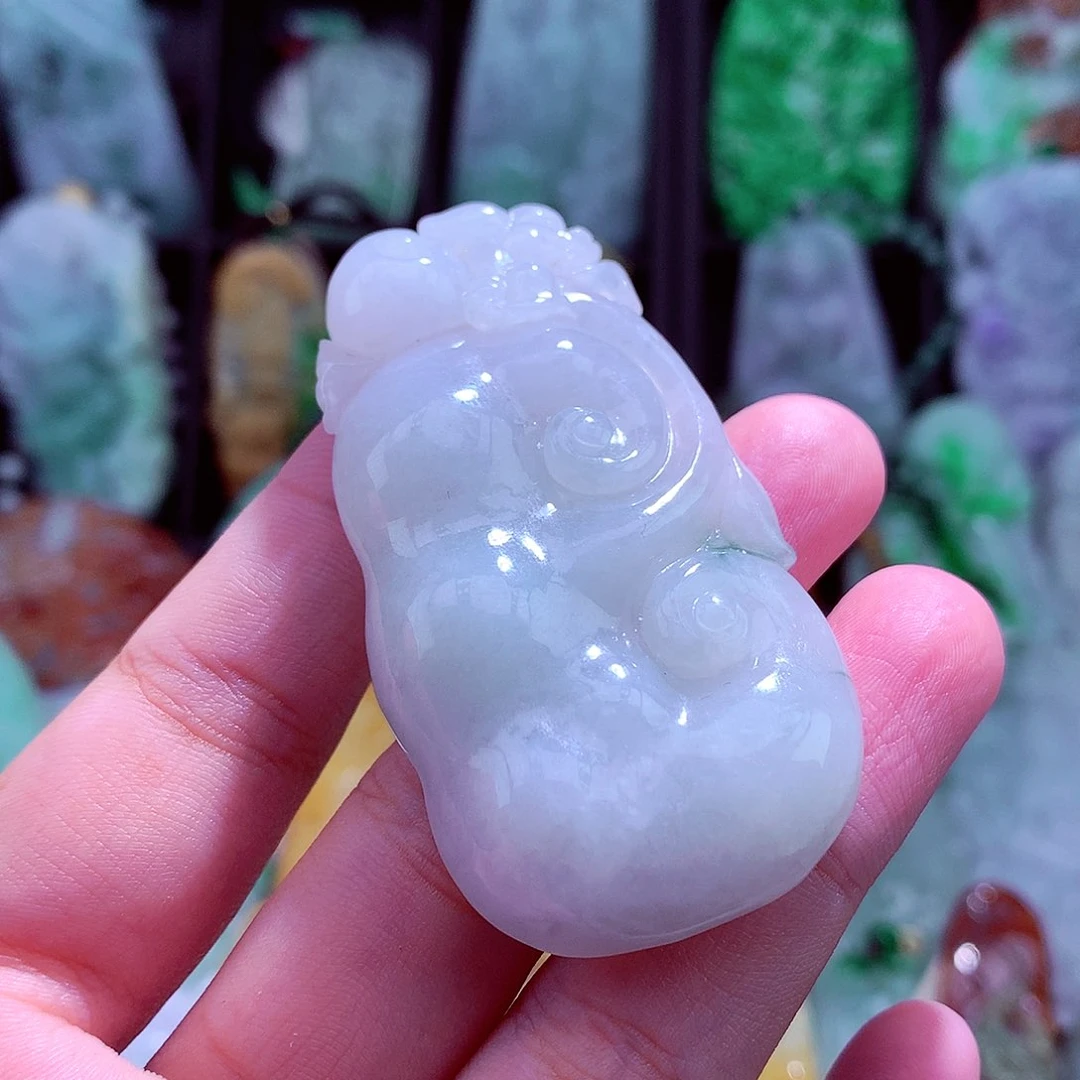 颈饰未镶嵌翡翠天然