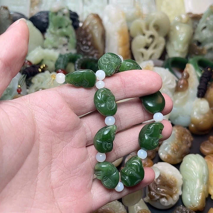 四***草和田玉未镶嵌手链