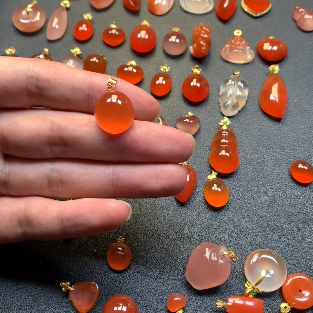 南红玛瑙未镶嵌项链