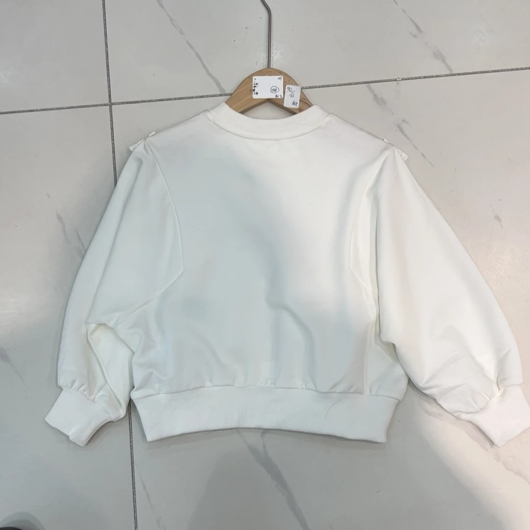 9968女童木耳边卫衣