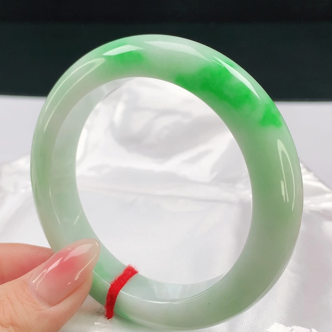 未镶嵌手镯翡翠654