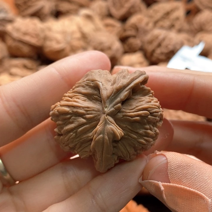 核桃文玩核桃，不退不换