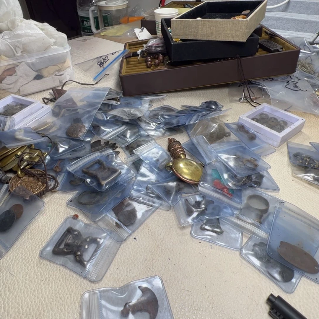 南红玛瑙颈饰合金