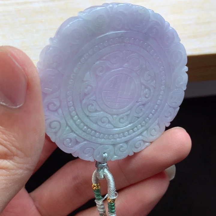 翡翠未镶嵌颈饰吊坠